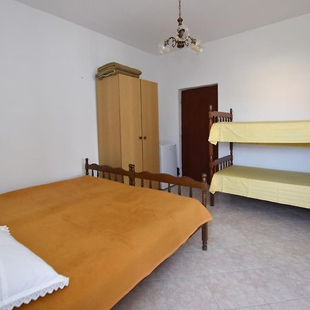 Apartments By The Sea Metajna, Pag - 6522 Zubovići Стая снимка