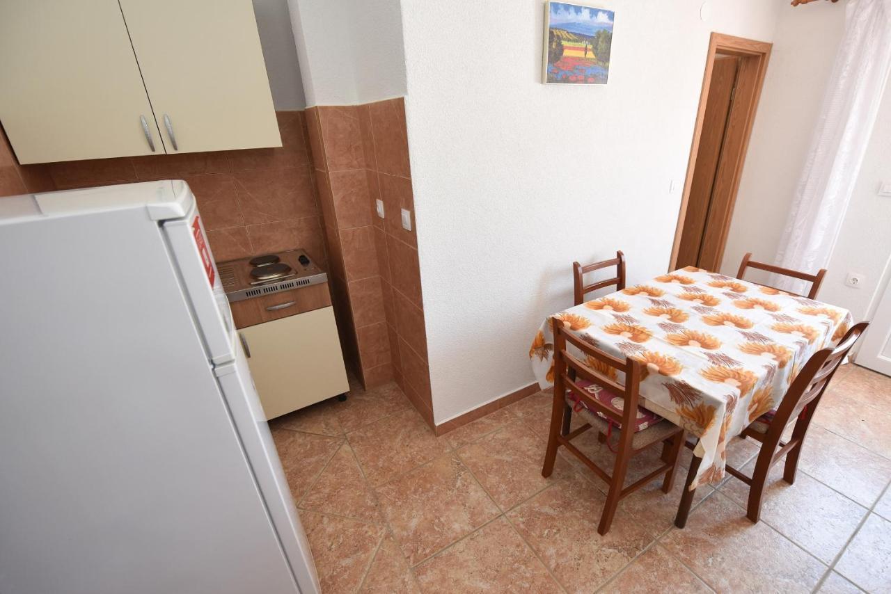 Apartments By The Sea Metajna, Pag - 6522 Zubovići Екстериор снимка