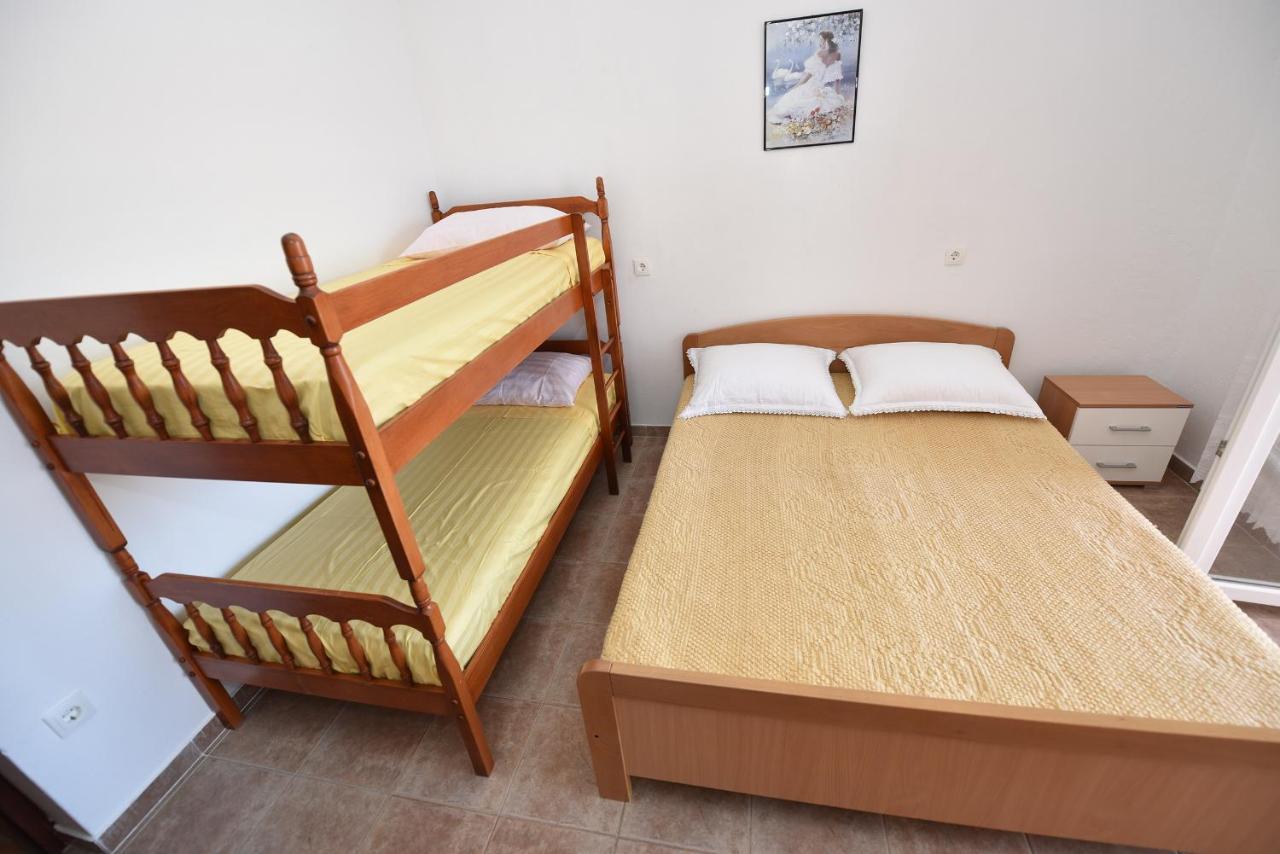 Apartments By The Sea Metajna, Pag - 6522 Zubovići Екстериор снимка