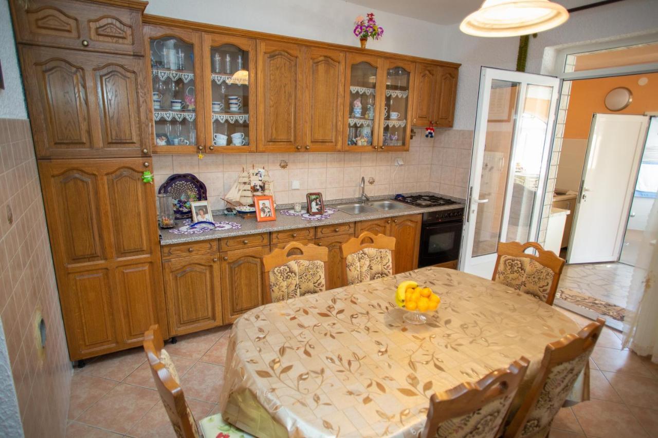 Apartments By The Sea Metajna, Pag - 6522 Zubovići Екстериор снимка